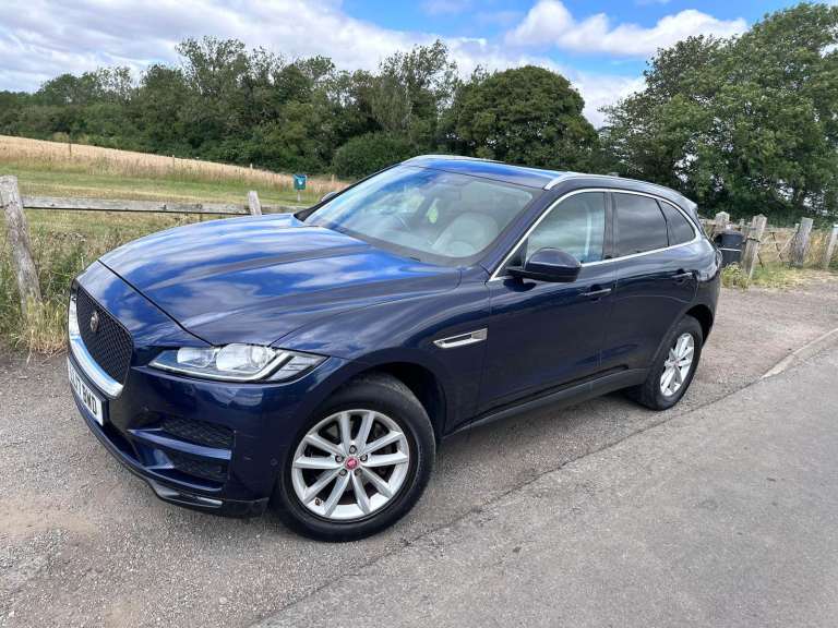 Jaguar F-PACE (2017) 2.0 D180 Portfolio SUV 5dr Diesel Auto AWD - PAN ROOF | CREAM LEATHER | FSH