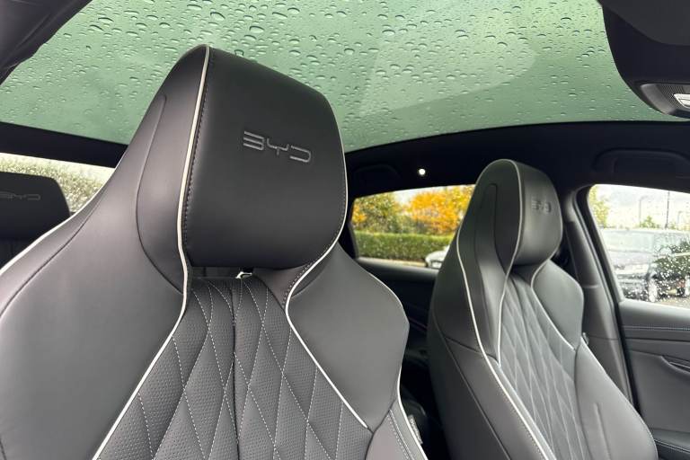 2025 BYD Seal 82.5kWh Excellence Auto AWD 4dr Saloon Automatic