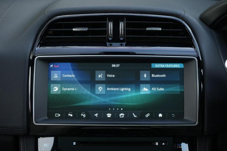 2016 Jaguar F-Pace 3.0d V6 1st Edition 5dr Auto AWD ESTATE DIESEL Automatic