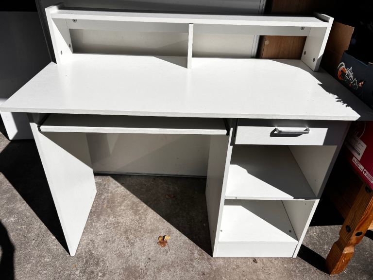 White Wooden Desk with Shelves and Drawer – excellent  Condition