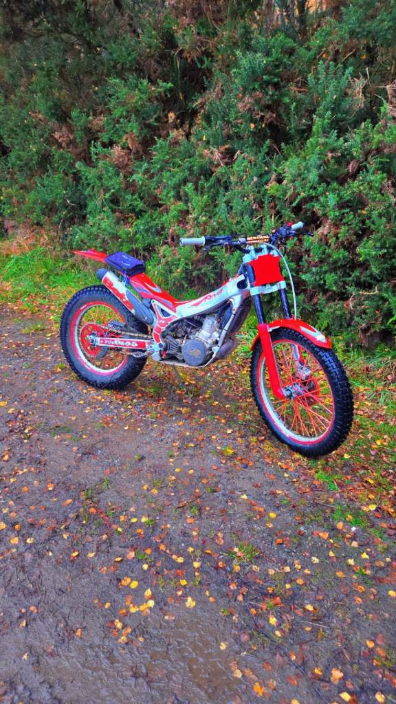 Beta rev3 250cc 2005 trials bike