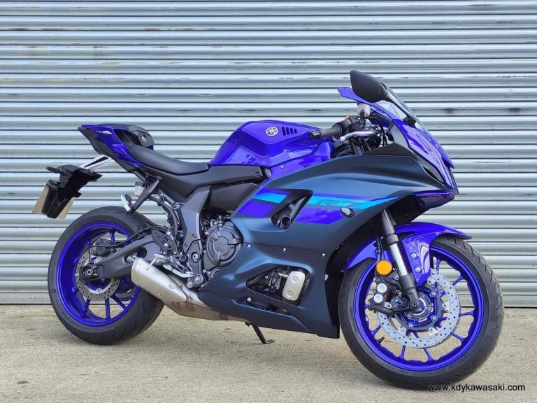 2025 Yamaha R7