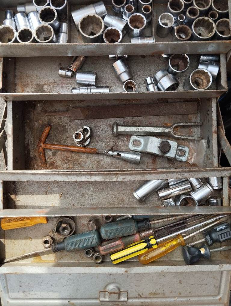 Toolbox of mechanics tools 