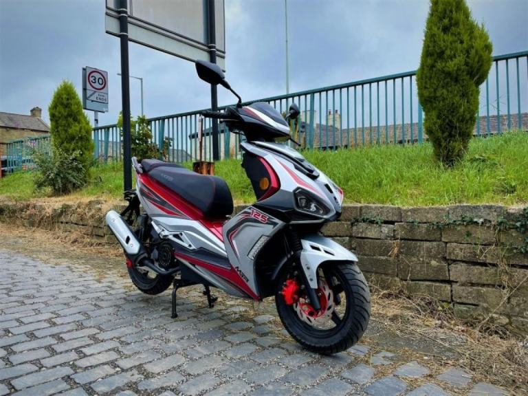 BRAND NEW MGB FANTASY 50cc LEARNER LEGAL SCOOTER.