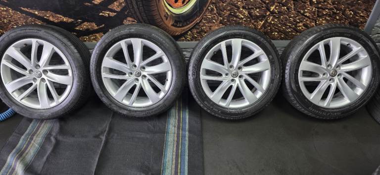 Vauxhall Mokka 18 alloy wheels + 4 x tyres 215 55 18
