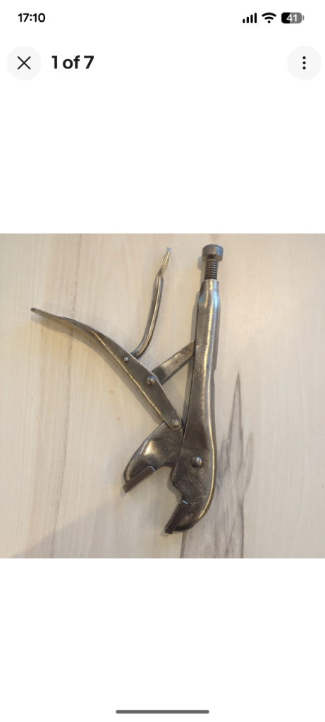 Mole Branded Mole Grips/Locking Pliers  9 inch 