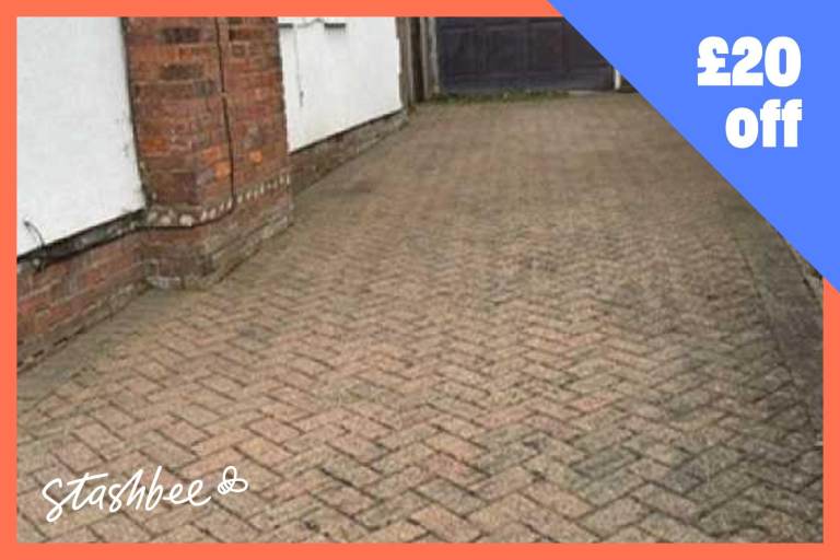 Garage to rent in Harpenden (AL5) | Stashbee