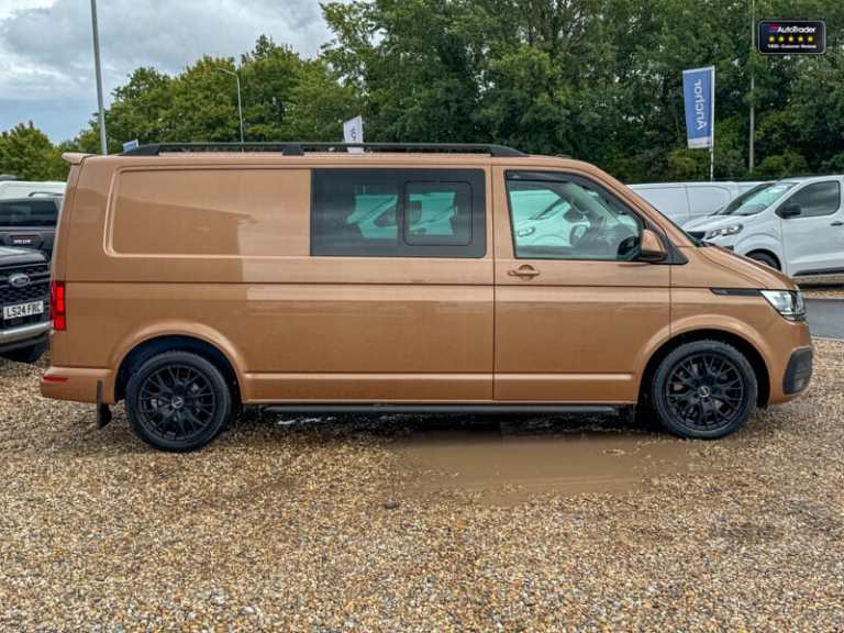 2023 Volkswagen Transporter Crew Cab LWB L2H1 T32 Tdi Kombi Highline Air Con Cam EURO 6 NO VAT Cr...