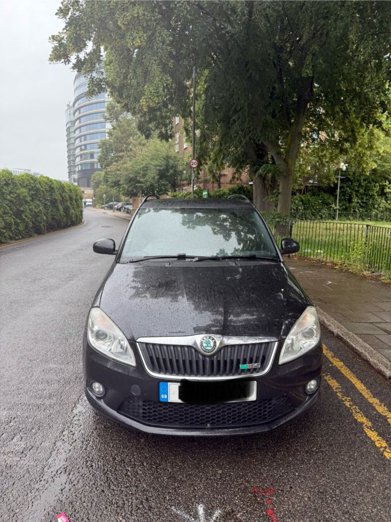 Skoda, FABIA, Estate, 2011, Semi-Auto, 1390 (cc), 5 doors