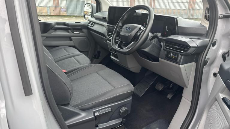 2025 Ford Transit Custom 2.0 EcoBlue 136ps H1 Double Cab Van Limited Auto PANEL VAN DIESEL Automatic