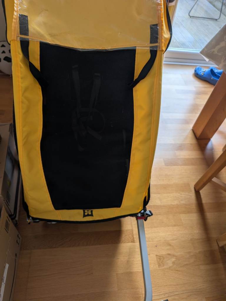 Burley Bee Child Bike Trailer - Yellow, Good Condition