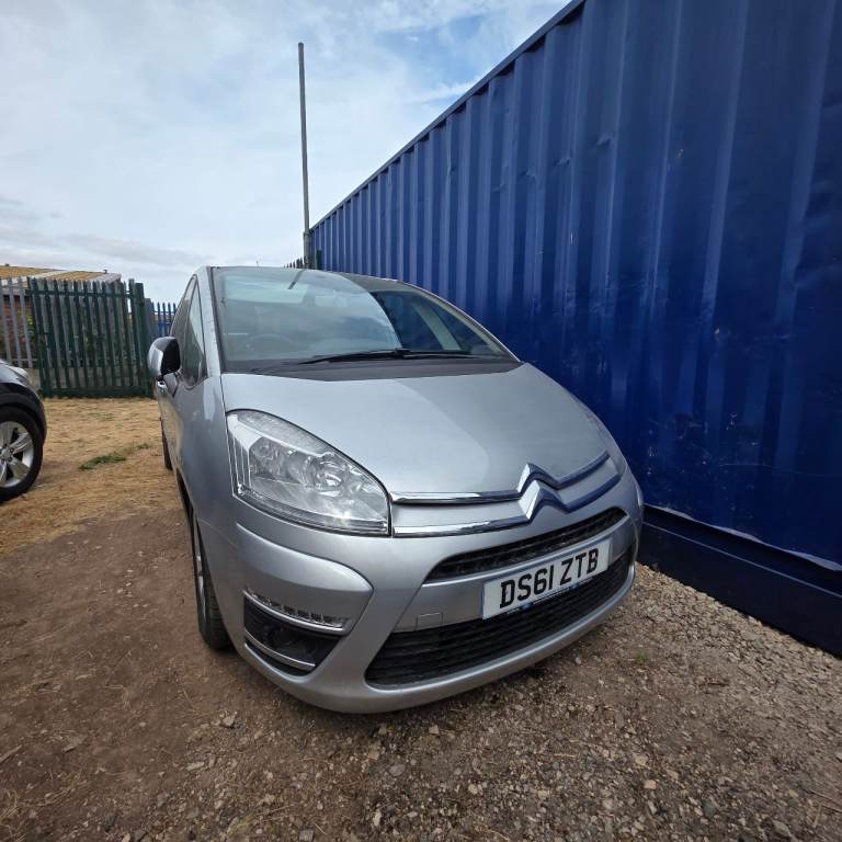 Citroen c4 picasso 1.6 hdi automatic  breaking 2x available!!!