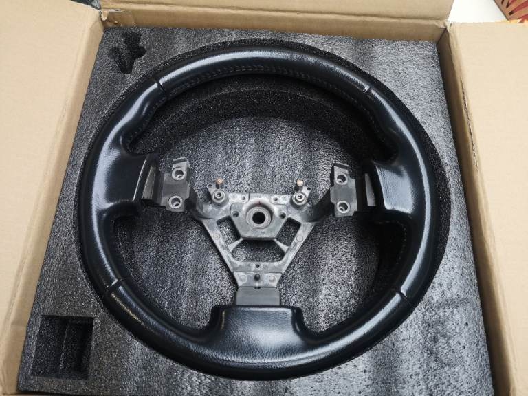 Nissan 350z.steering wheel