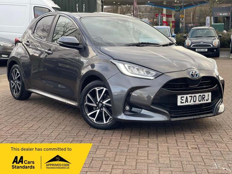 2020 Toyota Yaris 1.5 Hybrid Design 5dr CVT HATCHBACK PETROL/ELECTRIC Automatic