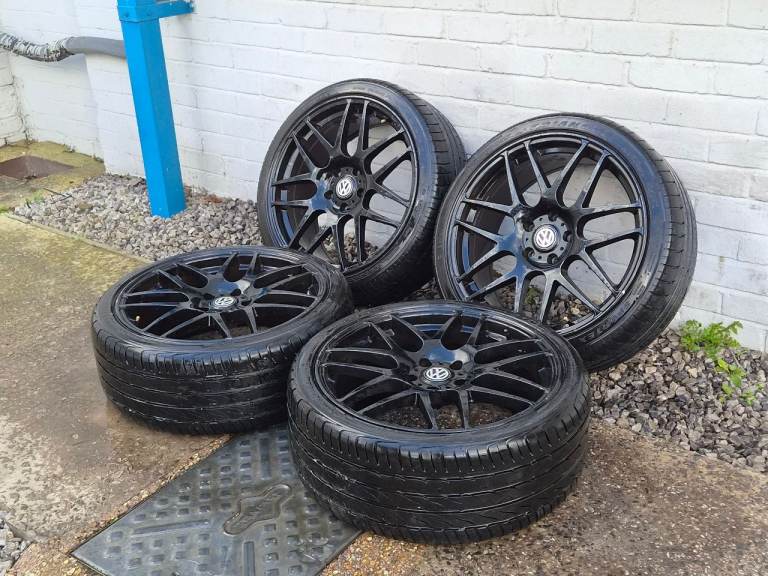🌟Vw T5/T6 20 inch alloy wheels 5x120 with MATCHING TYRES 7m++