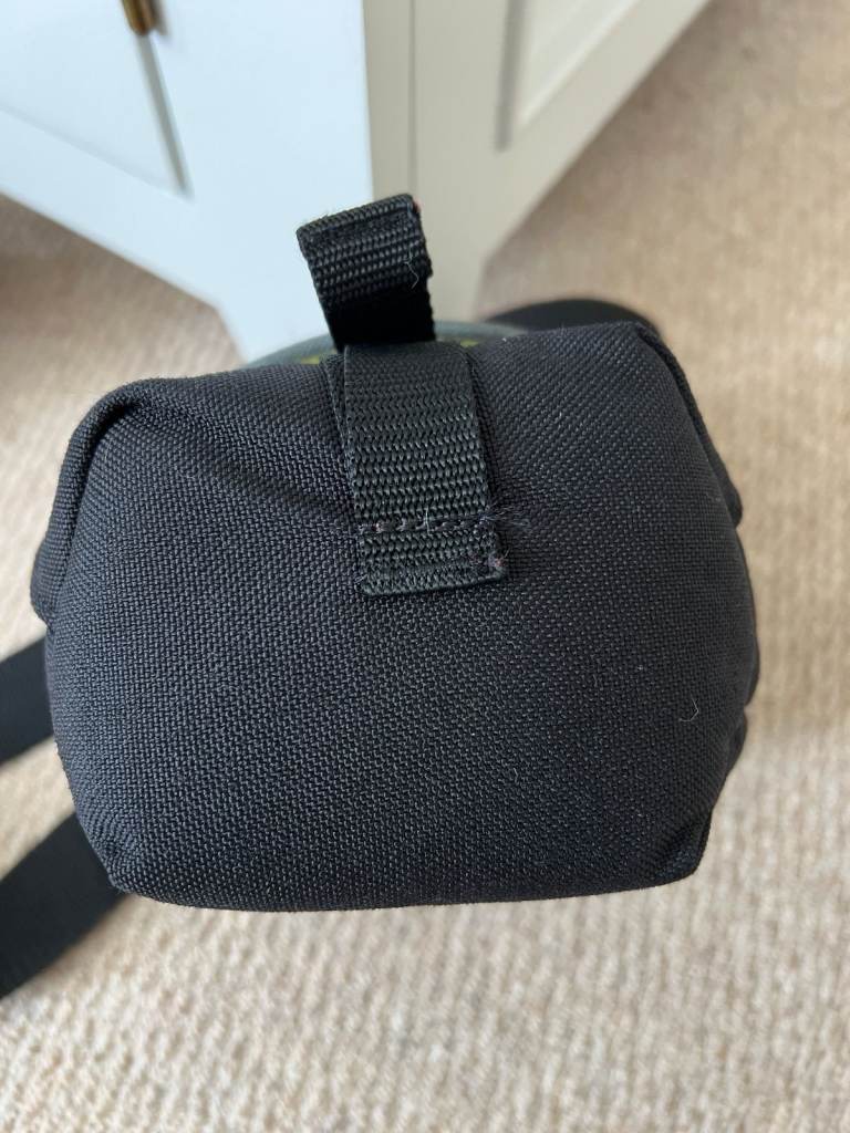 Crumpler camera bag 