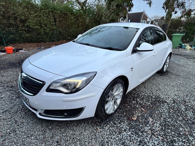 Vauxhall, INSIGNIA, Hatchback, 2016, Manual, 1598 (cc), 5 doors