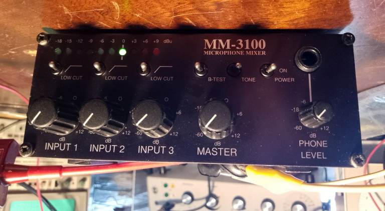 Marenius portable mixer with Portabrace case