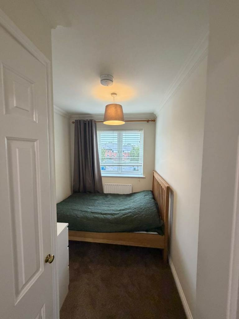 Room for rent in Crawley