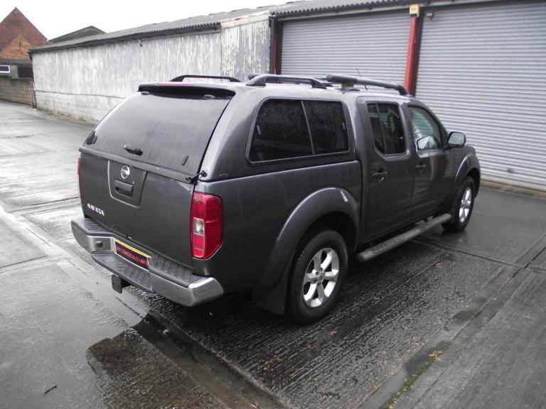 2012 Nissan Navara Double Cab Pick Up Tekna 2.5dCi 190 4WD PICK UP Diesel Manual