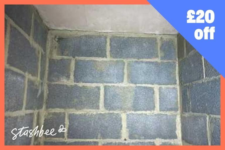 Lock-up to rent in London (N11) | Stashbee