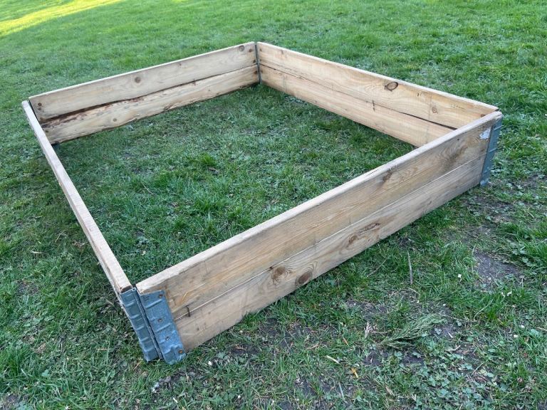 1 large pallet collar for allotment garden shed 