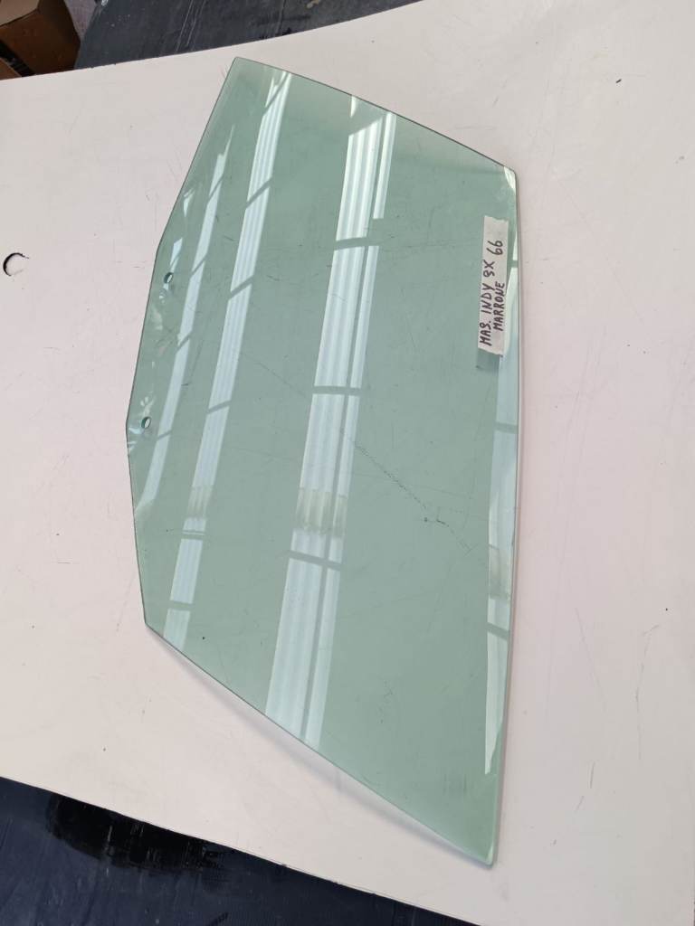 Left door window Maserati Indy