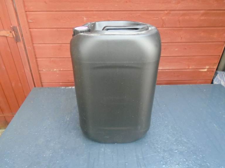 plastic drum 30Ltrs ex food stuff LAST ONE NOW