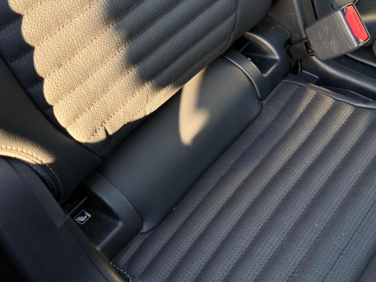 2025 Land Rover Discovery Sport 2.0 D200 Dynamic SE 5dr Auto [7 Seat] ESTATE DIESEL Automatic