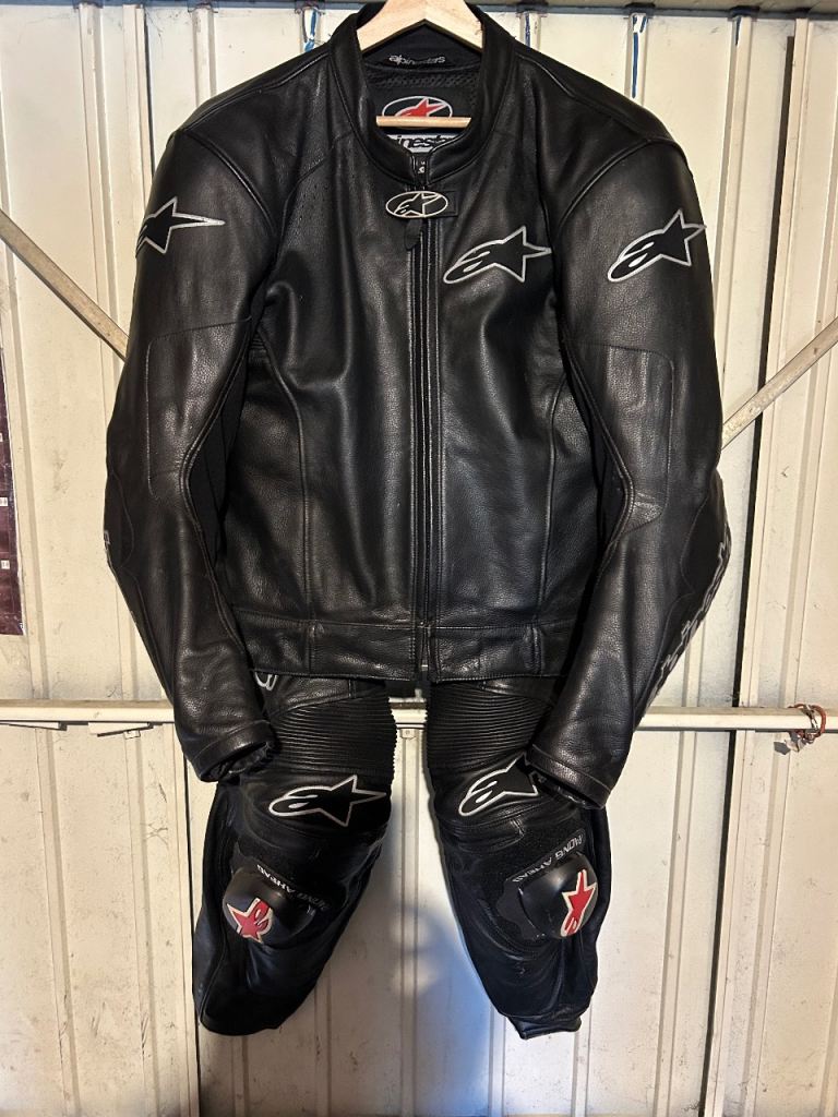 Alpinestars 2 piece Leathers 
