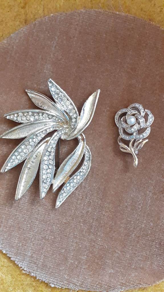 2 Brooches