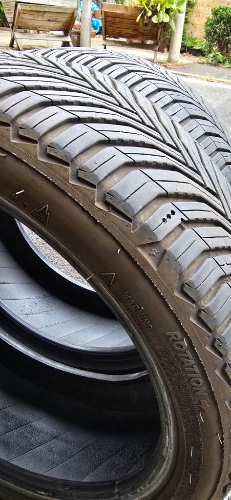 2x Michelin CrossClimate 2 (225/40/ R18 92Y)