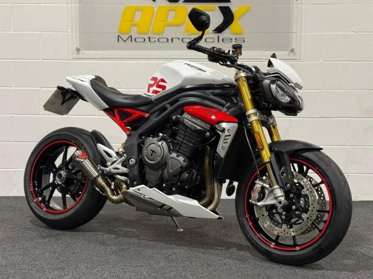 Triumph Speed Triple RS! LEIKER RACING EXHAUST! HEATED GRIPS! STUNNING CONDITION