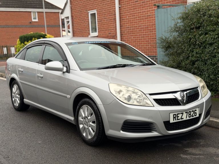 Vauxhall, VECTRA, Hatchback, 2008, Manual, 1910 (cc), 5 doors