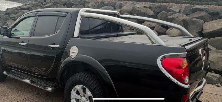 Mitsubishi L200 bars 