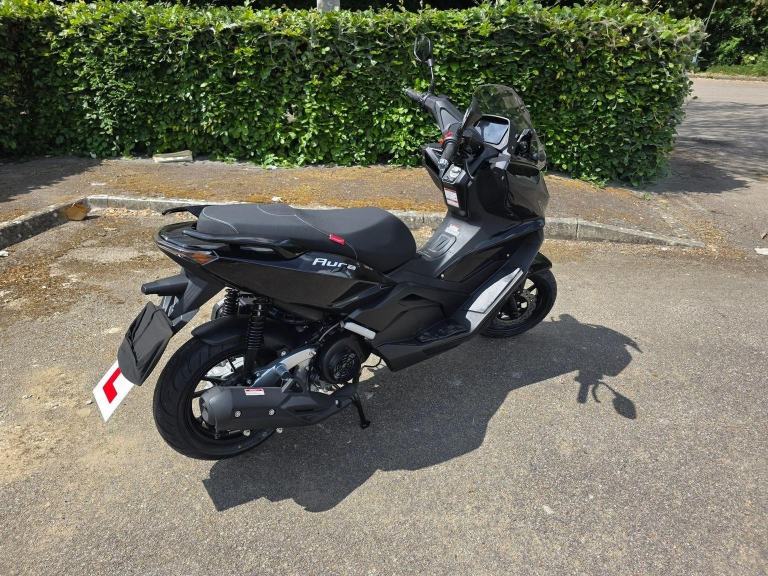 LEXMOTO AURA 125 CVT EURO 5 2025 Petrol Automatic in Grey