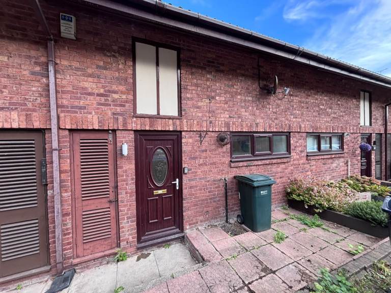 2 Bedroom House to Rent in Felling, Gateshead  - St James Court