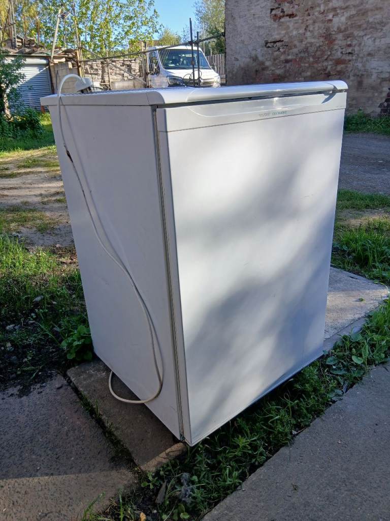 Hotpoint Undercounter Fridge