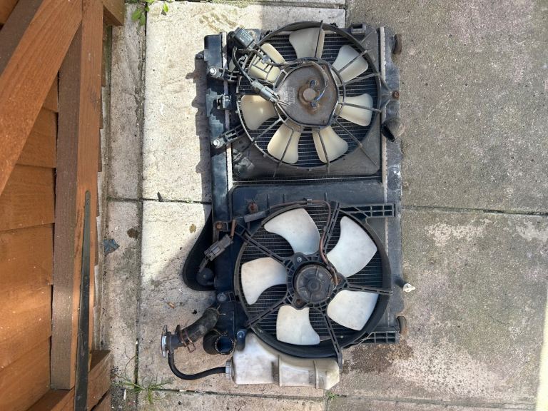 Honda jazz 2004/08 radiator coolant 