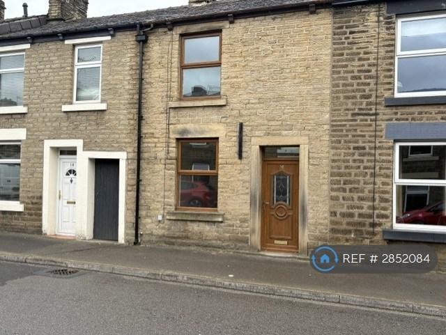 2 bedroom house in Sheffield Road, Glossop, SK13 (2 bed) (#2852084)
