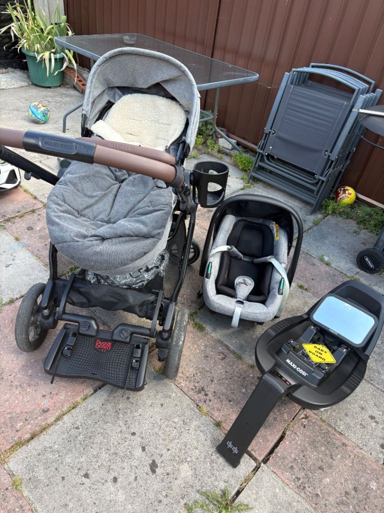 Maxi Cosi Travel System 