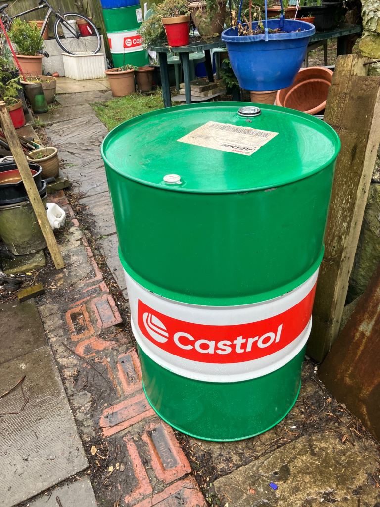 Steel 200 litre Garden burning drums £20 each 