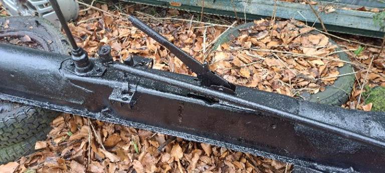 VW CLASSIC BEETLE 1303s 1974 chassis spine,  