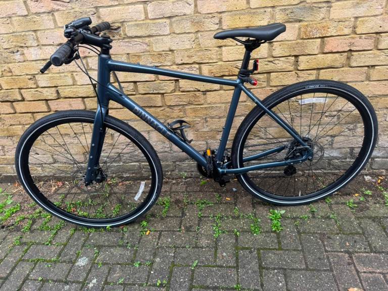 Pinnacle Hybrid City Bike – Good Condition