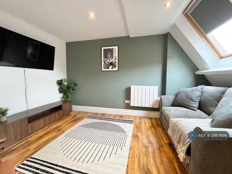 1 bedroom flat in Market Street, Nottingham, NG1 (1 bed) (#2987899)