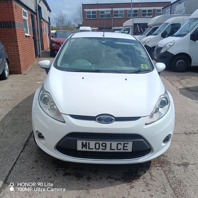 Ford Fiesta 2009 Zetec - 1242 cc, White, Fair Condition