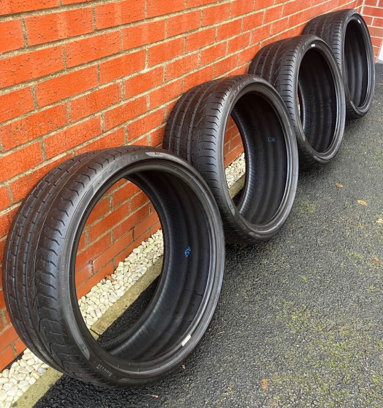 Set of 4 x Pirelli P Zero 255/30/20 92Y XL R01 Tyres 7mm Tread Audi OE