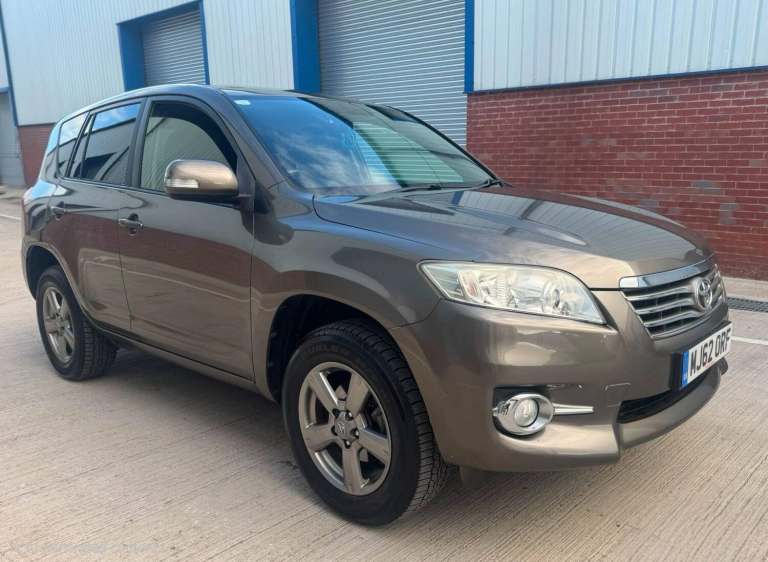 2012 Toyota RAV4 2.2 D-4D XT-R 5dr ESTATE DIESEL Manual