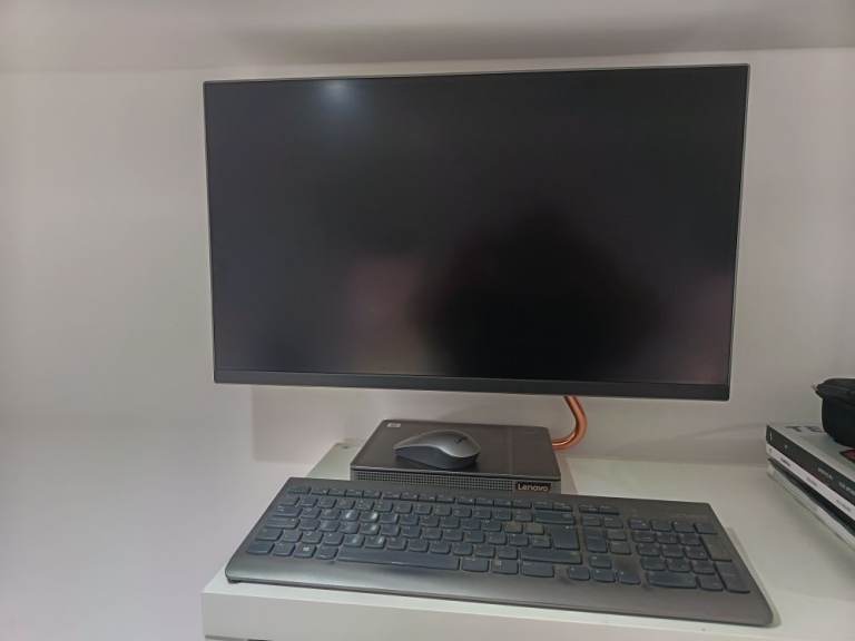 Lenova Idea Centre AIO 27" All-In-One PC