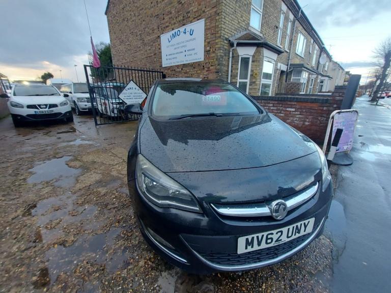 VAUXHALL ASTRA 1.7 CDTi SRi 2012